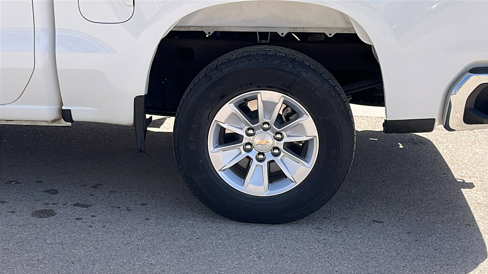 Used 2025 Chevrolet Silverado 1500 LT image 5