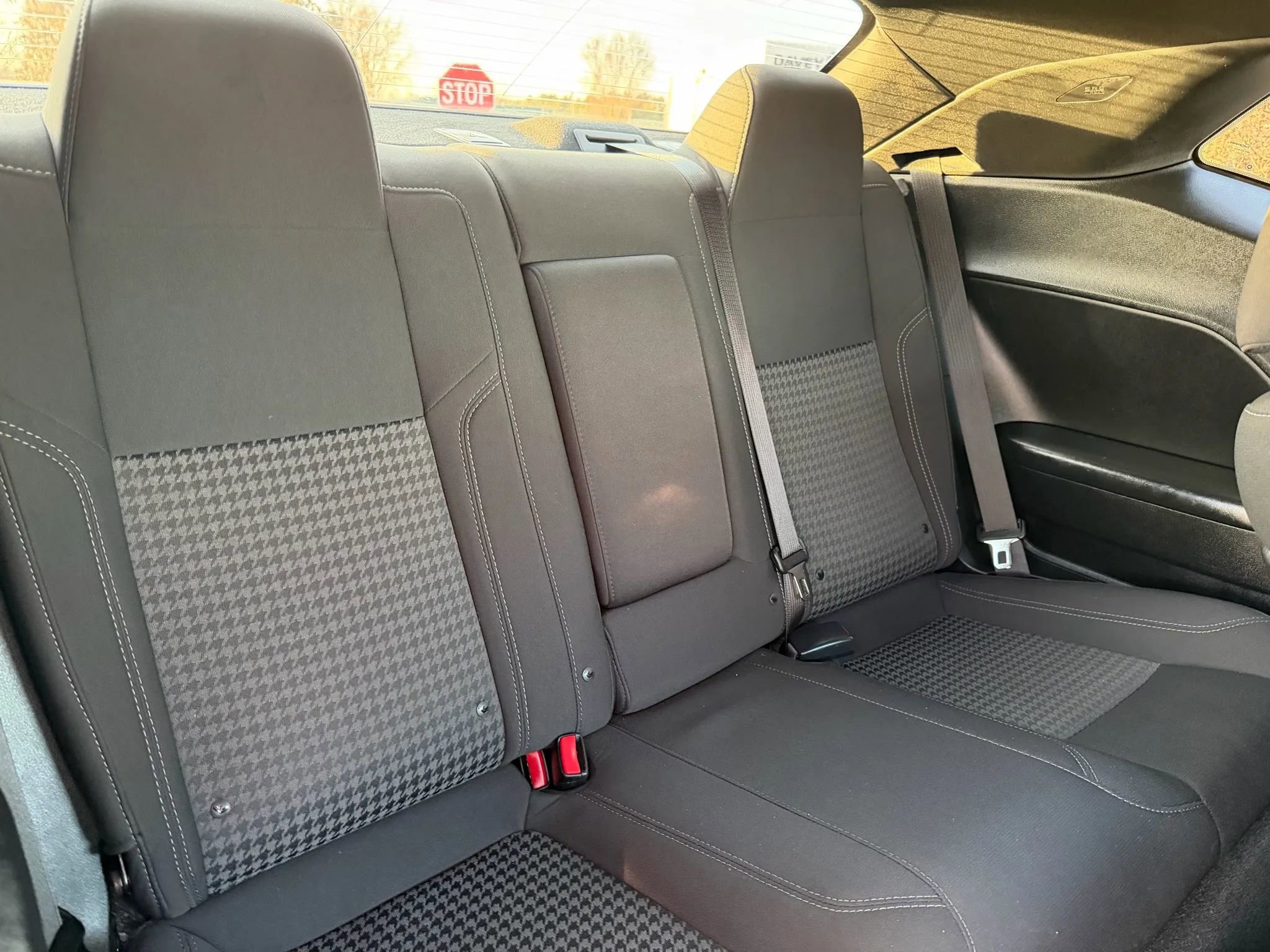 Used 2019 Dodge Challenger SXT image 32