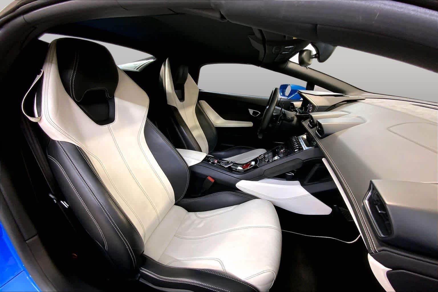 Used 2016 Lamborghini Huracan LP 610-4 AWD/4WD image 19