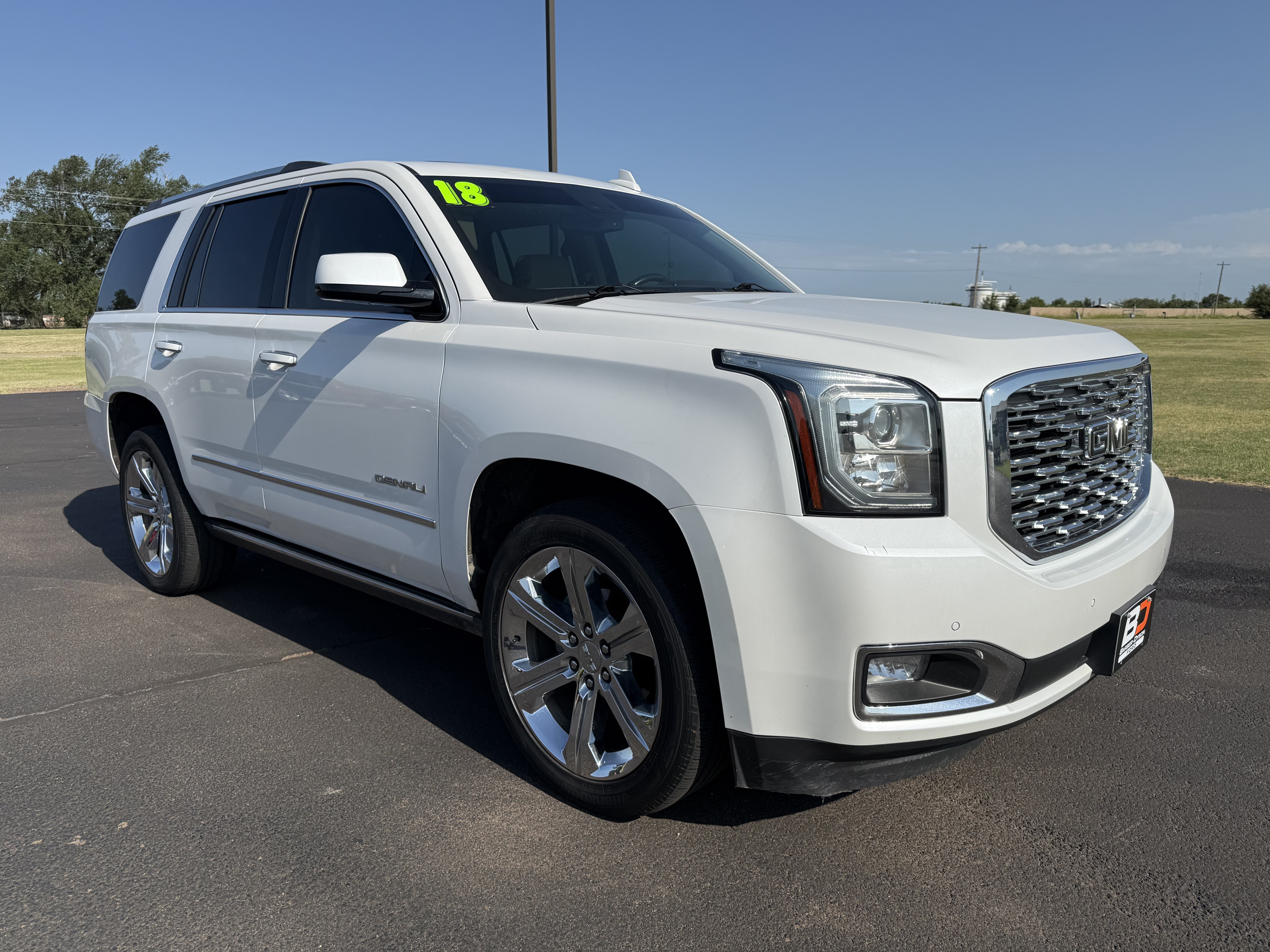 Used 2018 GMC Yukon Denali w/ Open Road Package AWD/4WD image 2