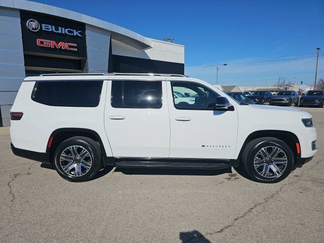 Used 2023 Jeep Wagoneer L Series II image 34