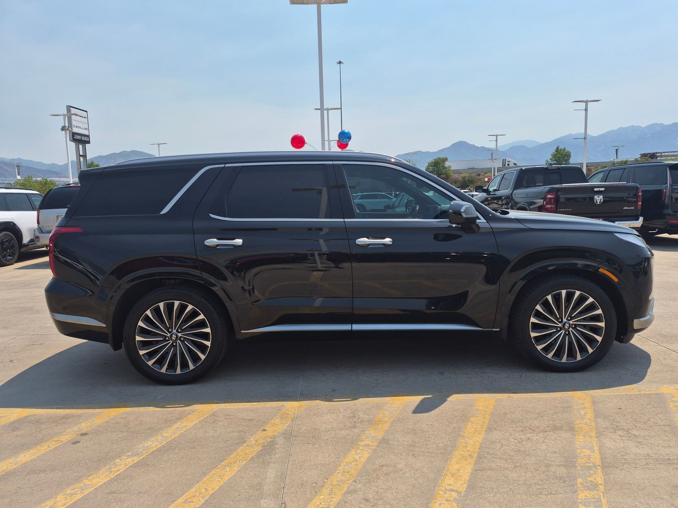 Used 2023 Hyundai Palisade Calligraphy AWD/4WD image 6