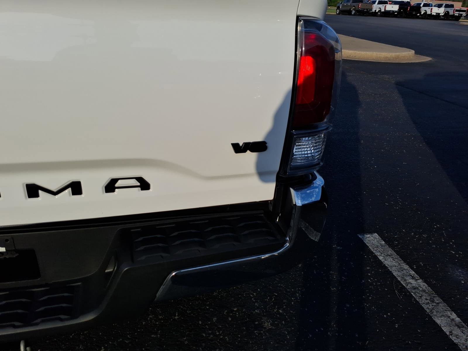 Used 2023 Toyota Tacoma TRD Off-Road image 5