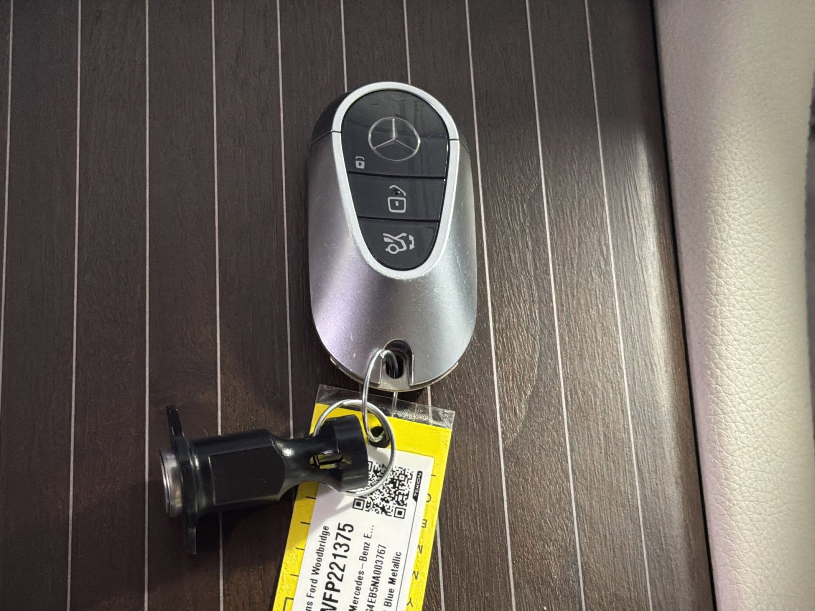 Used 2022 Mercedes-Benz EQS 580 4MATIC Sedan image 36