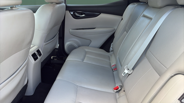 Used 2021 Nissan Rogue Sport SL w/ Premium Package AWD/4WD image 18