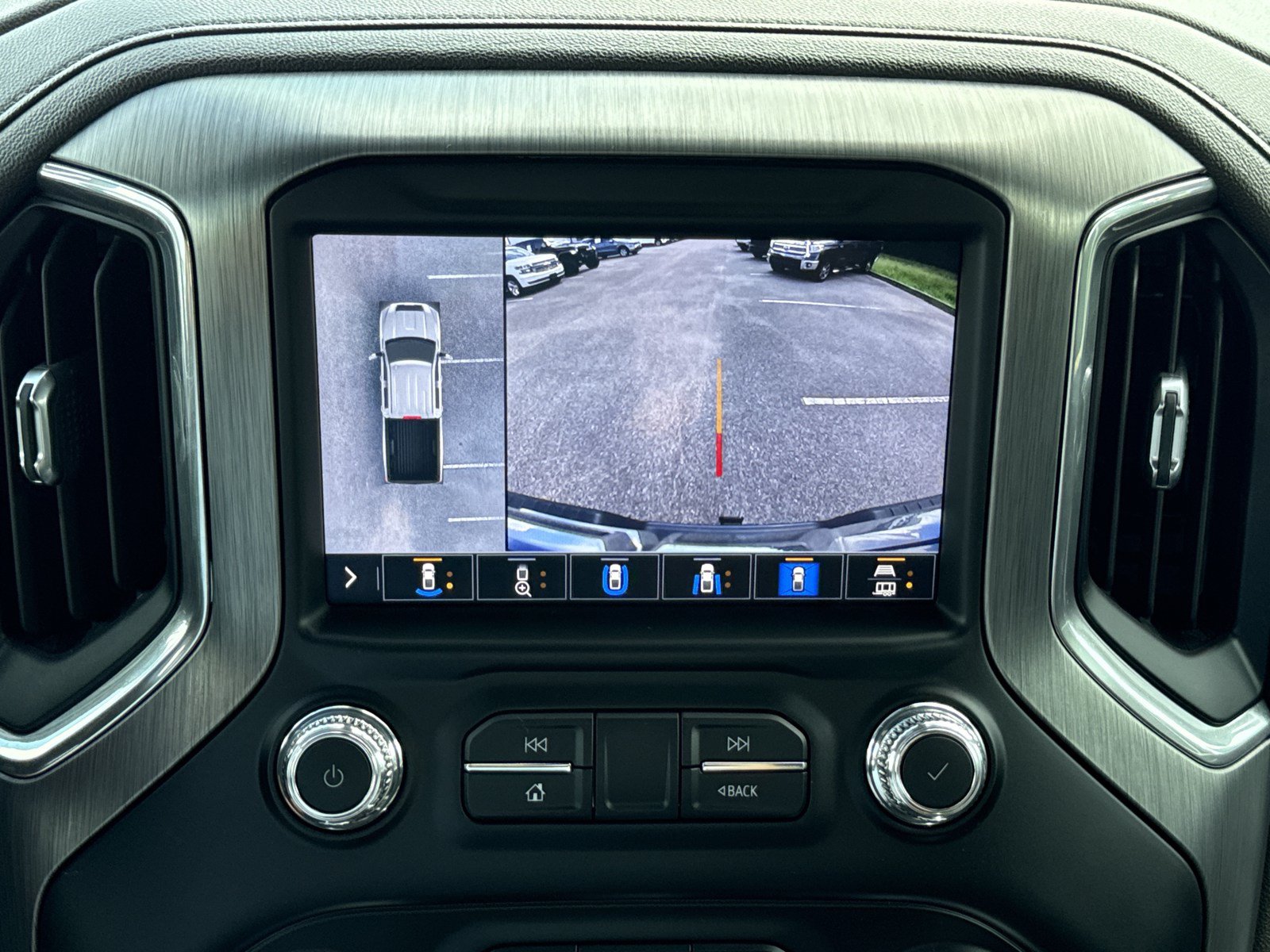 Used 2020 GMC Sierra 2500 Denali w/ Denali Ultimate Package AWD/4WD image 26