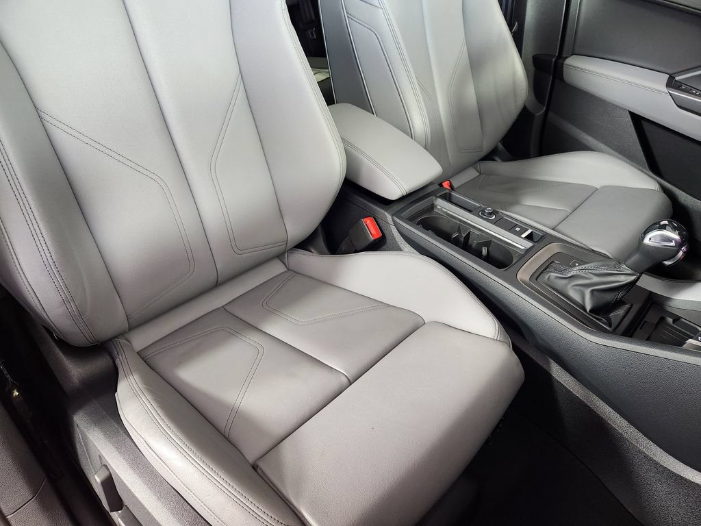Used 2024 Audi Q3 2.0T Premium Plus w/ Premium Plus Package AWD/4WD image 11