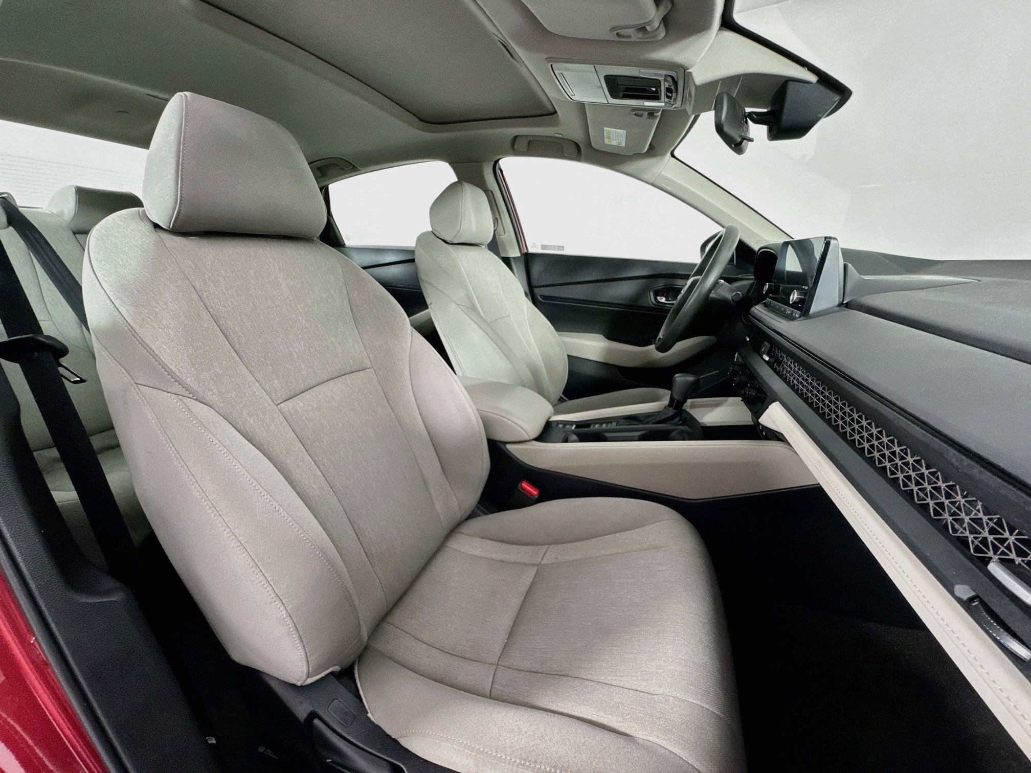 Certified 2023 Honda Accord EX image 27