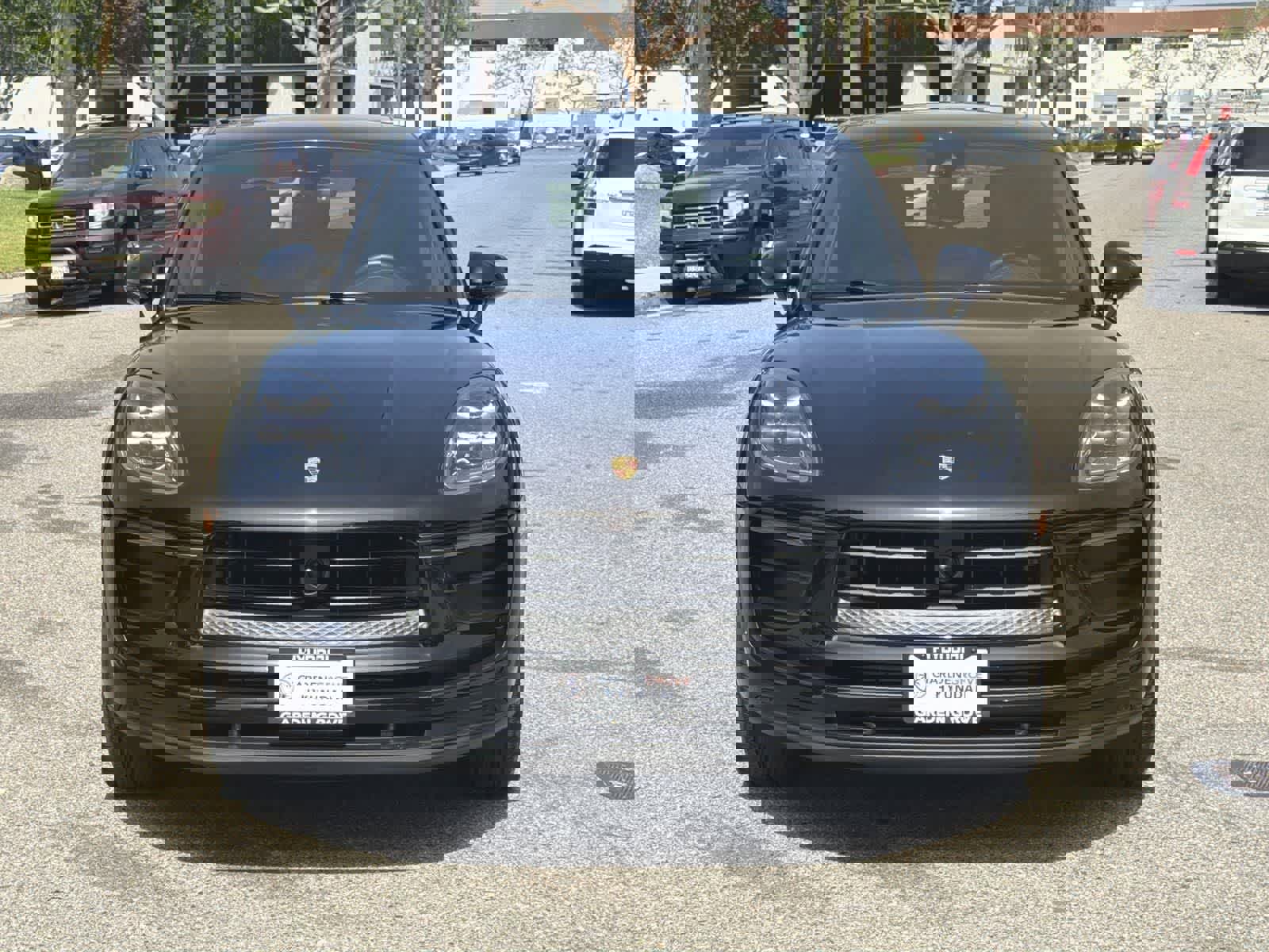 Used 2022 Porsche Macan image 2