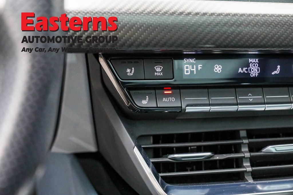 Used 2022 Audi e-tron GT Premium Plus w/ Performance Package image 21