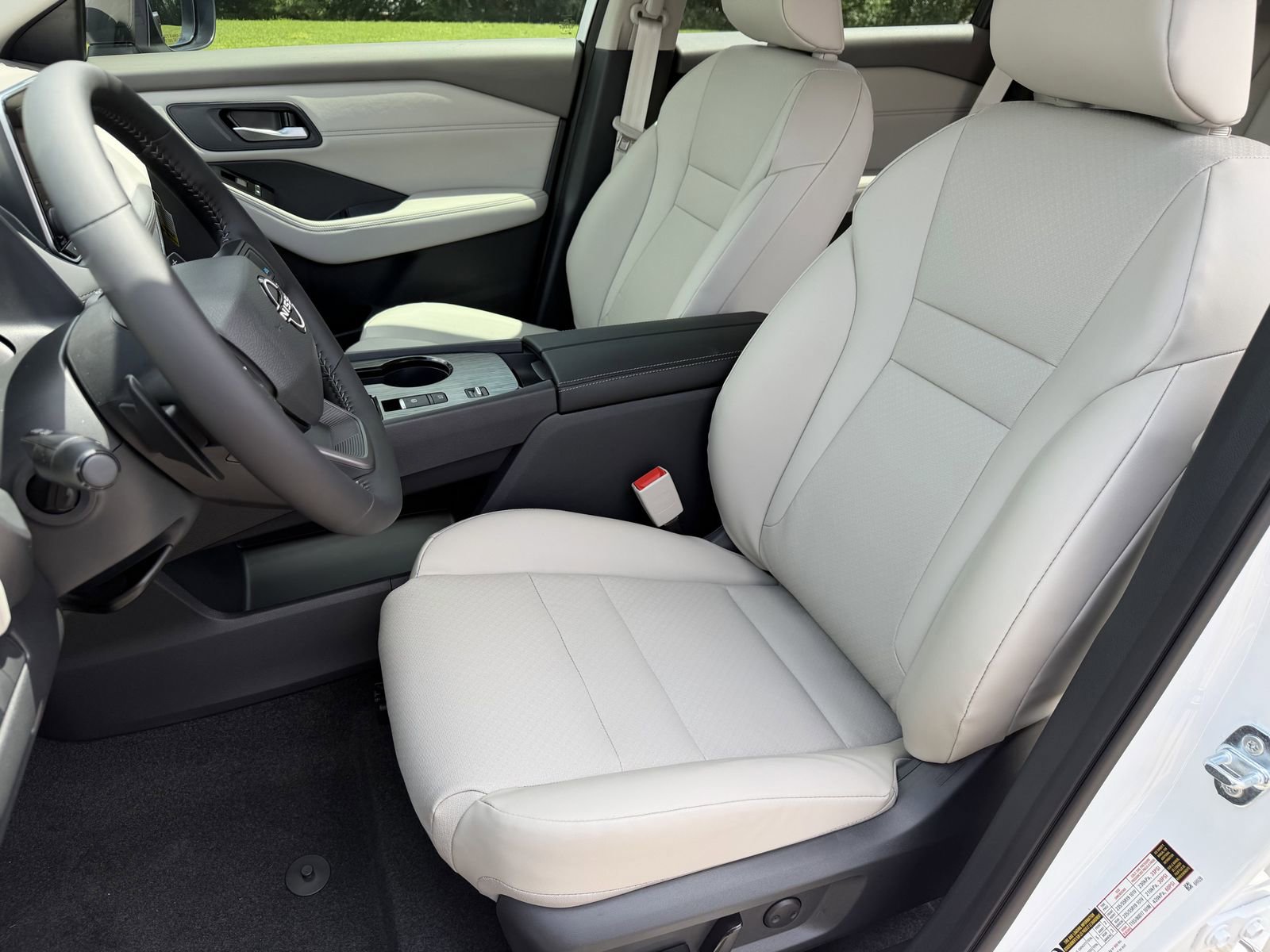 New 2026 Nissan Rogue Dark Armor FWD image 21