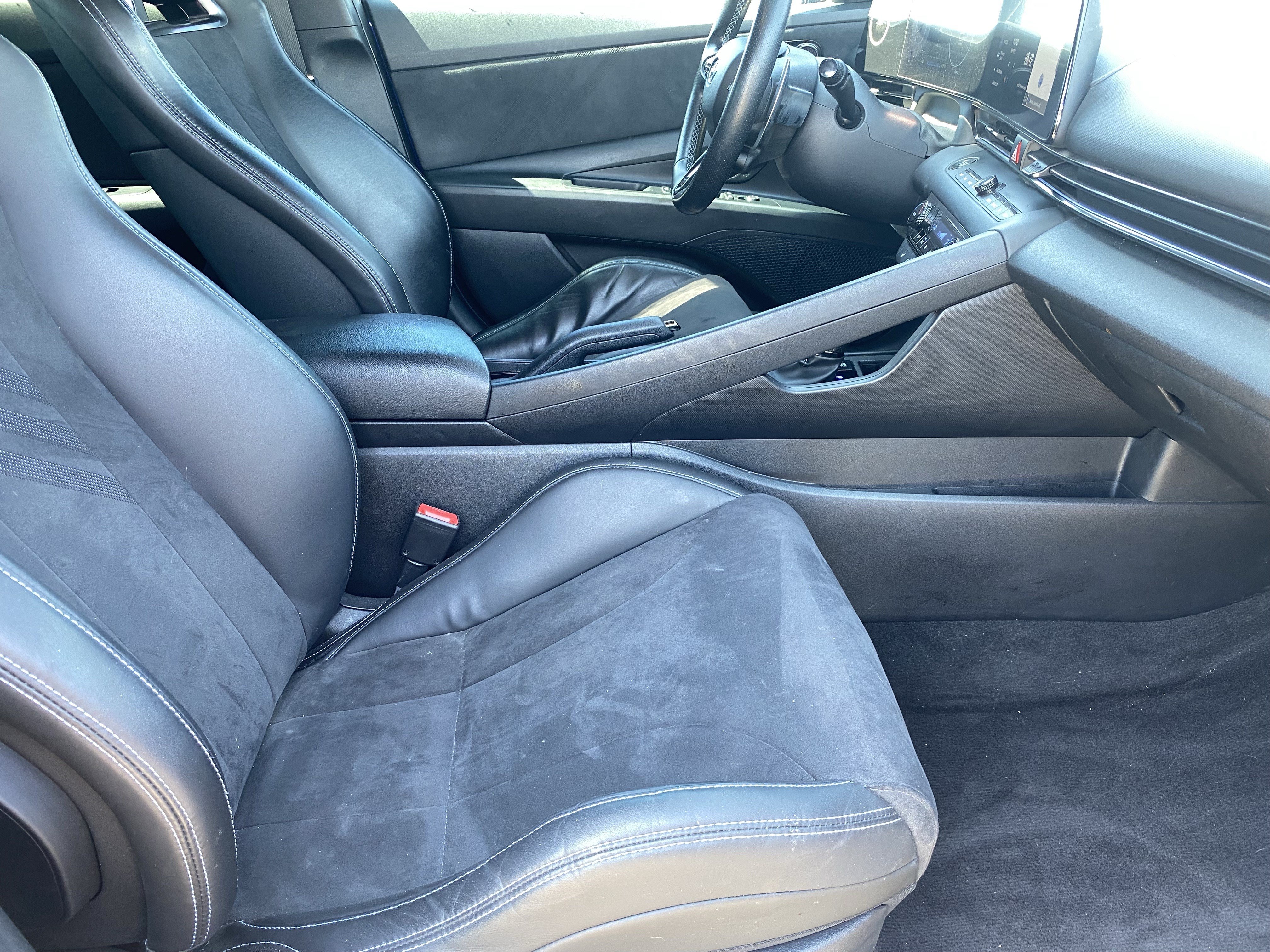 Used 2022 Hyundai Elantra N FWD image 12