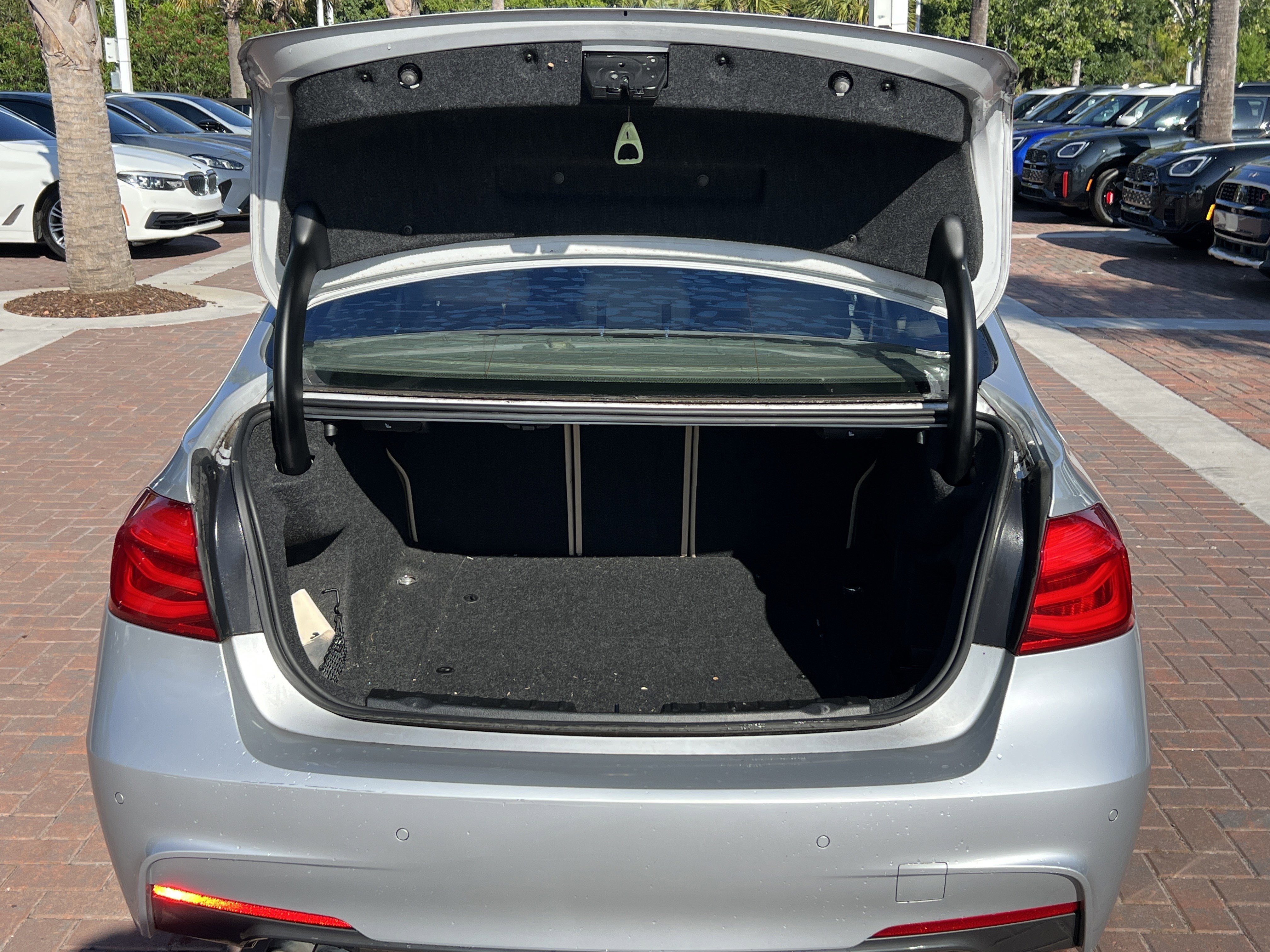 Used 2016 BMW 328i Sedan RWD image 32