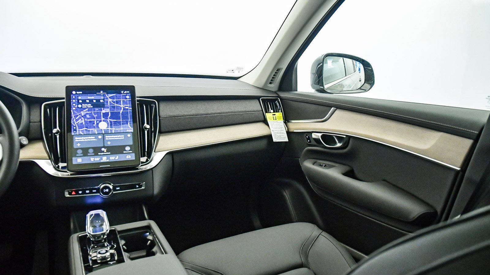 New 2026 Volvo XC90 B5 Core image 16