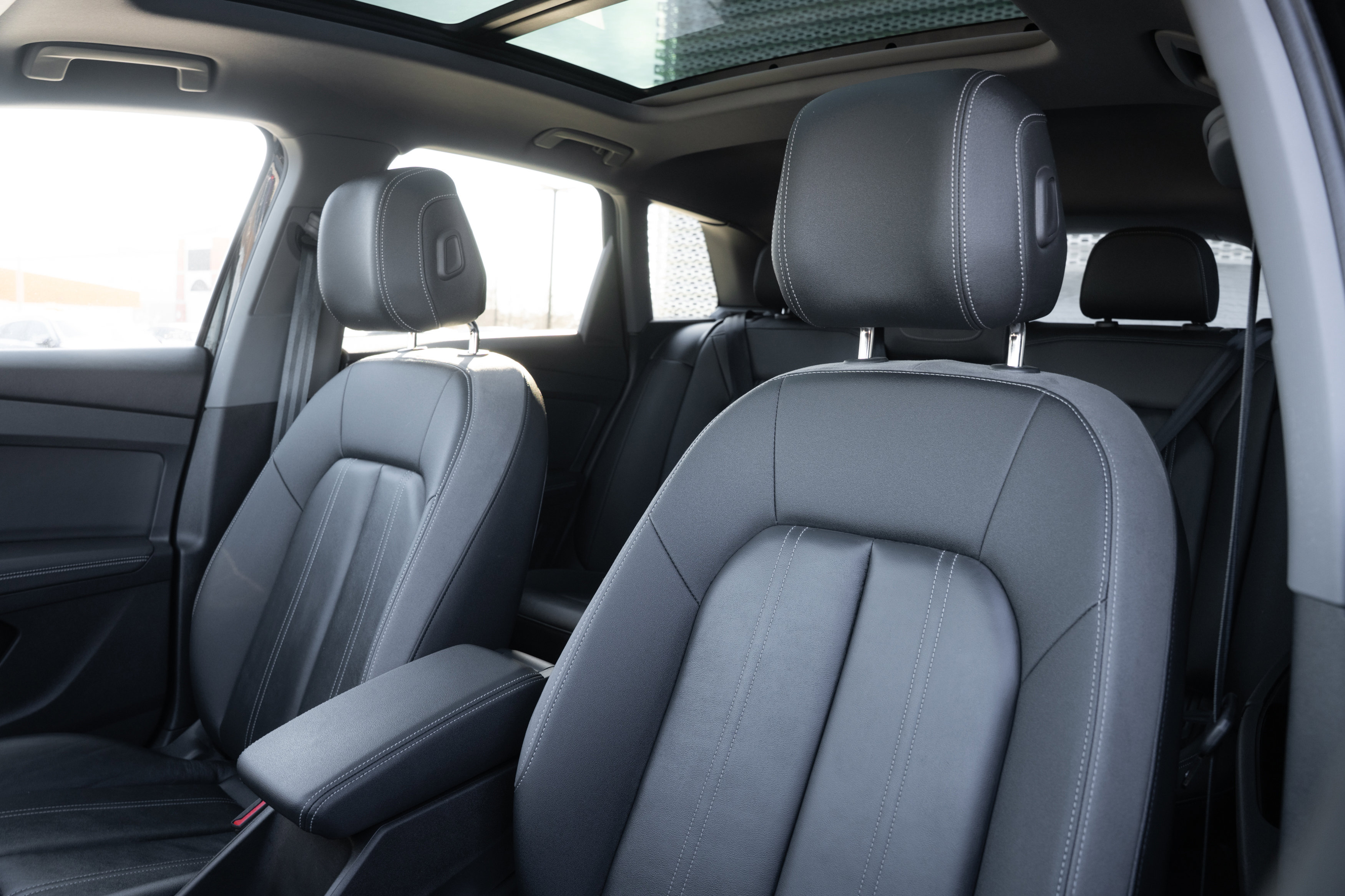 Certified 2024 Audi Q4 e-tron Prestige image 22