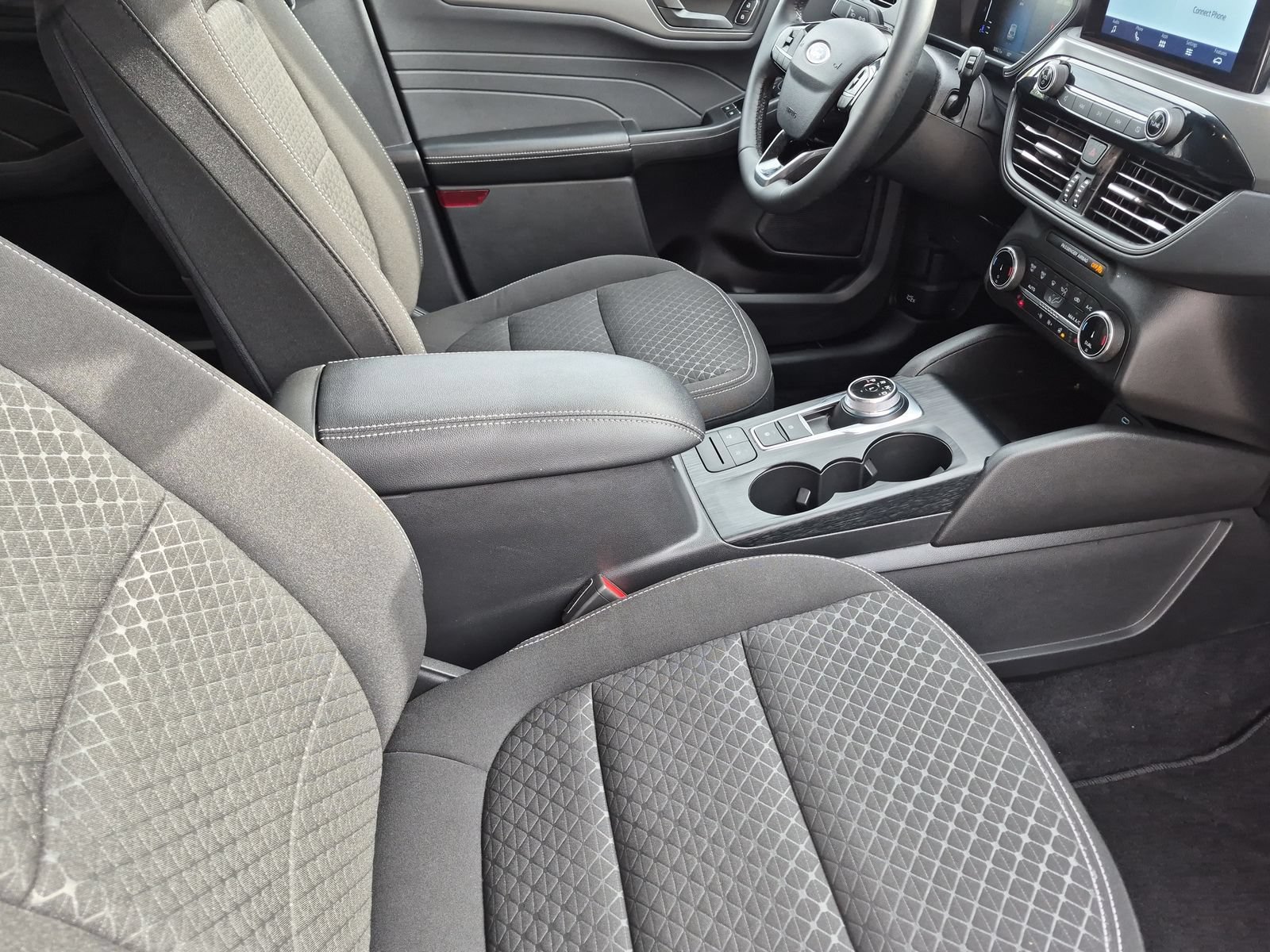 Used 2023 Ford Escape Active w/ Cold Weather Package FWD image 19