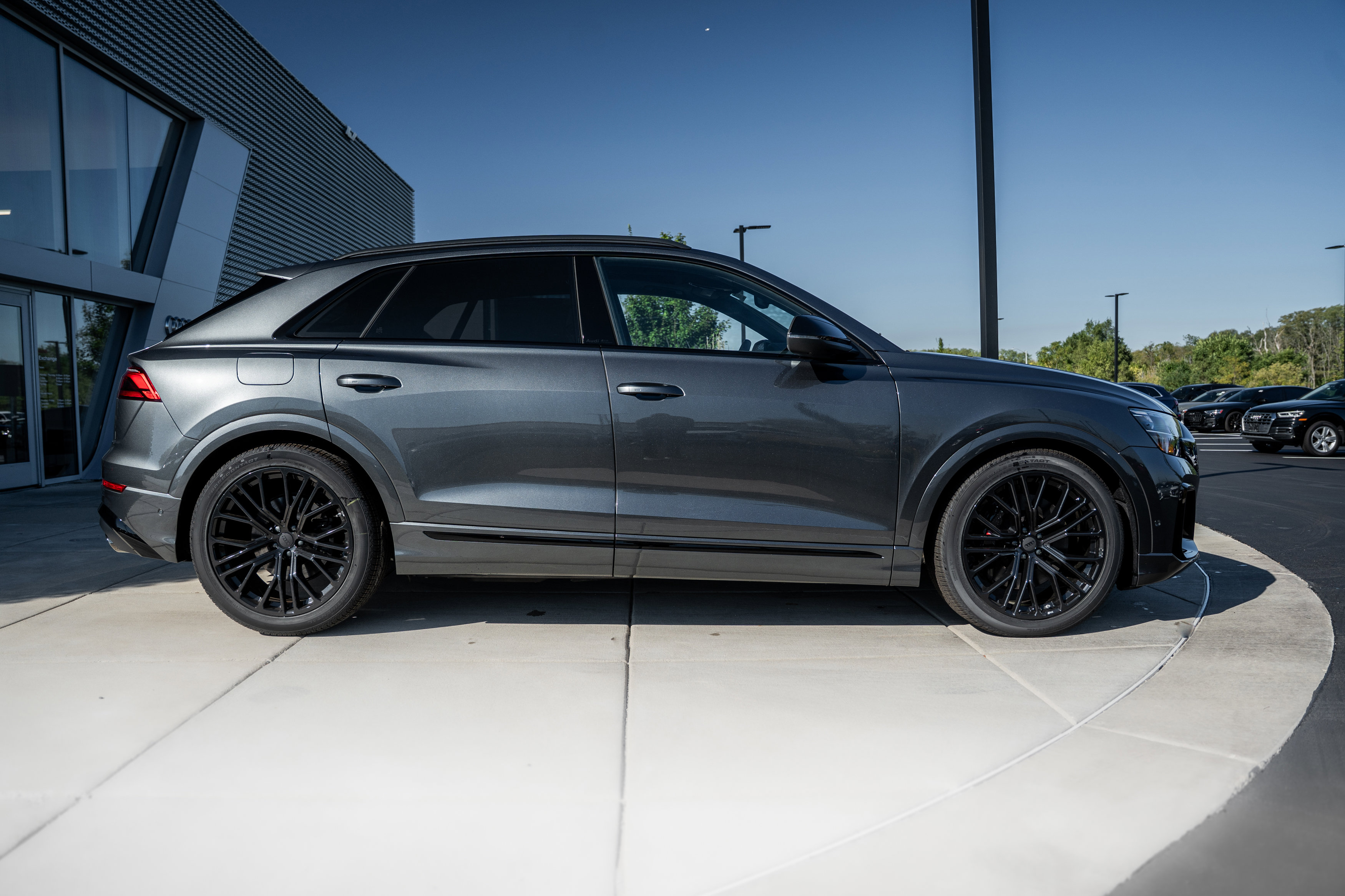 New 2026 Audi SQ8 Prestige image 3