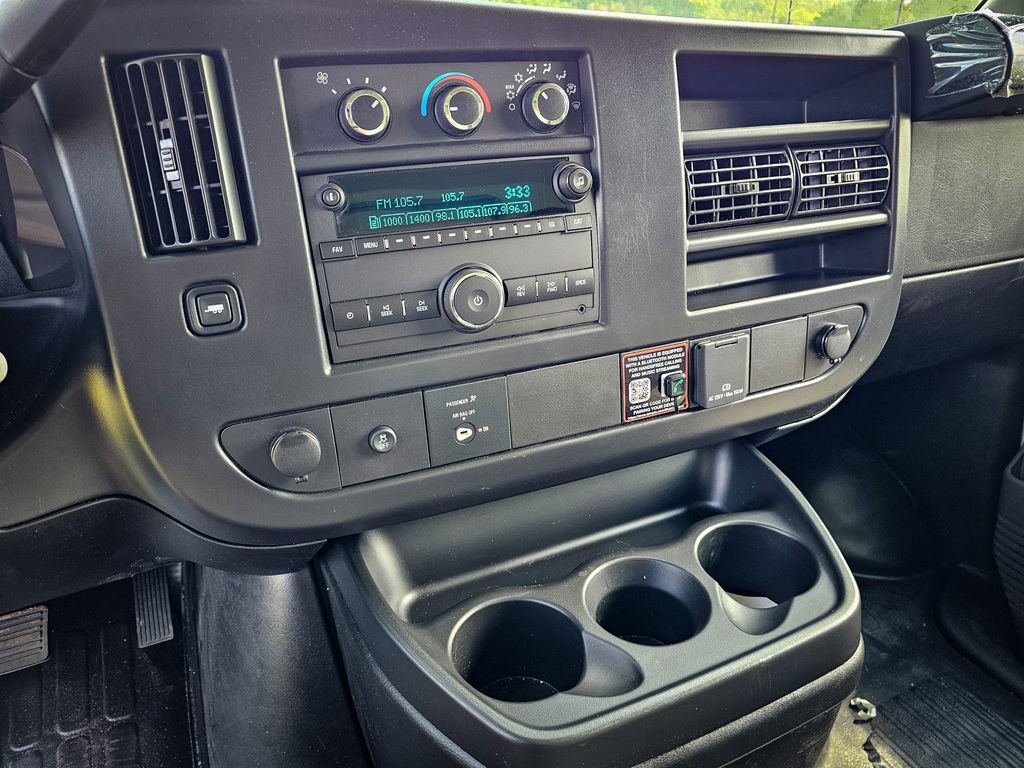 New 2026 GMC Savana 3500 w/ Power Convenience Package RWD image 18