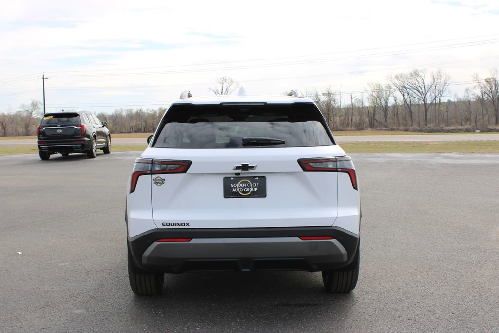 New 2026 Chevrolet Equinox LT image 8