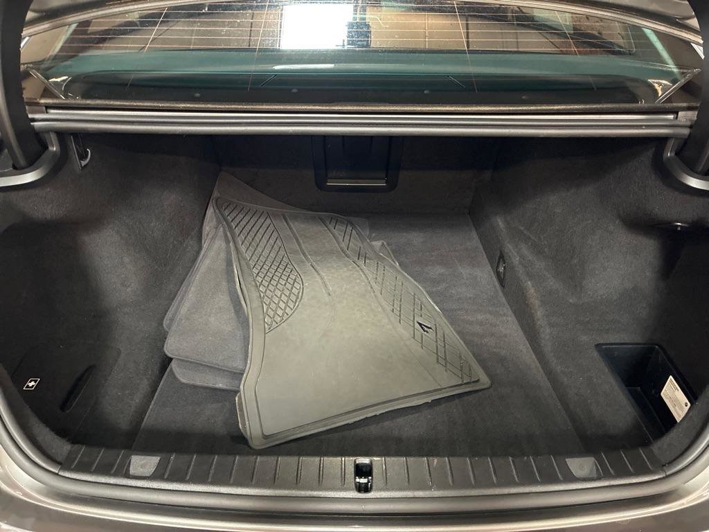 Used 2019 BMW 740i w/ Executive Package RWD image 24