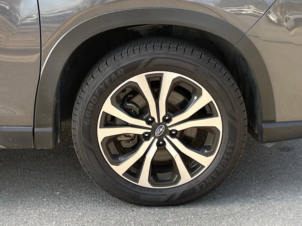 Used 2024 Subaru Forester Limited image 32