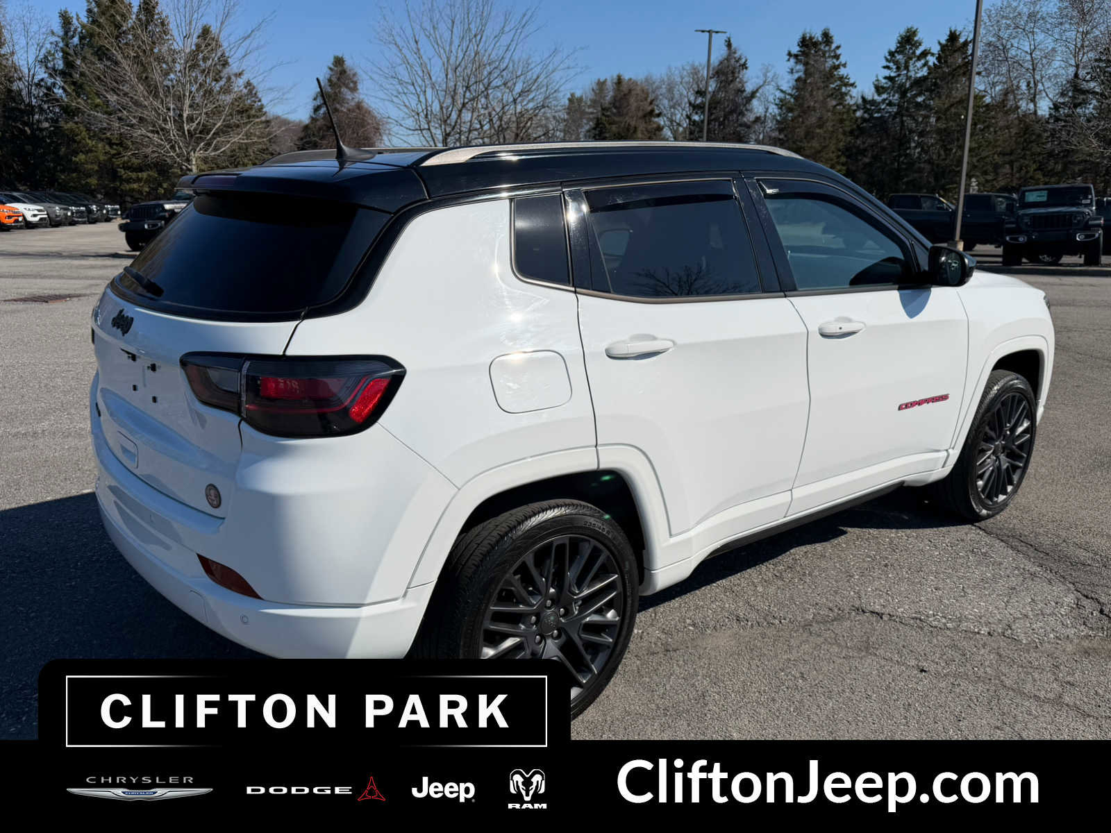 Used 2023 Jeep Compass High Altitude image 4