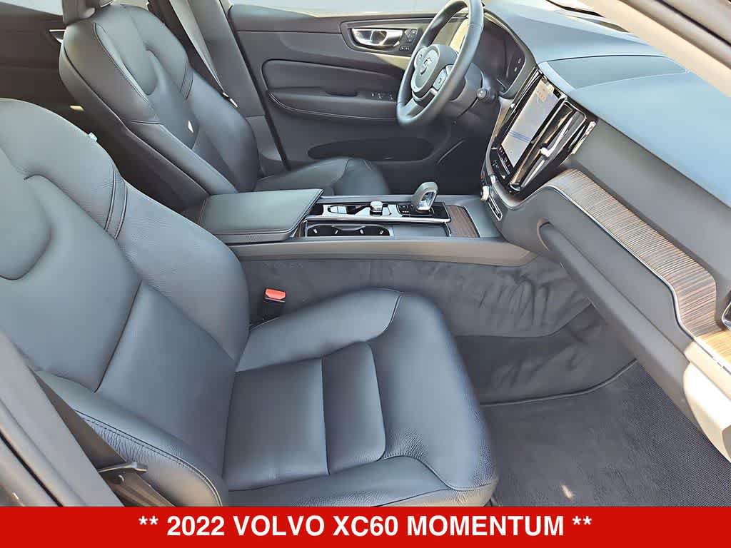 Used 2022 Volvo XC60 B5 Momentum AWD/4WD image 24