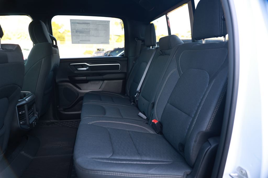 New 2026 RAM 1500 4x4 Crew Cab image 30