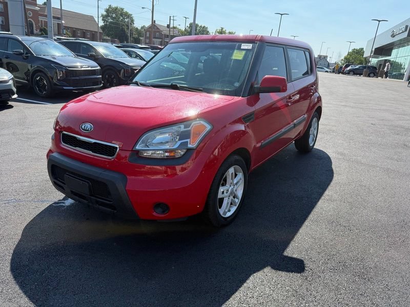 Used 2011 Kia Soul + w/ Audio Pkg FWD image 3