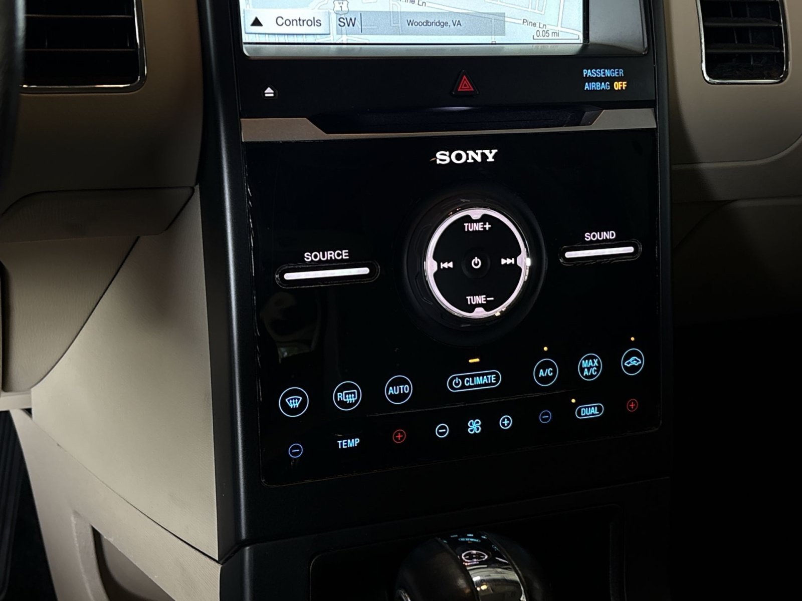 Used 2018 Ford Flex Limited w/ Equipment Group 301A FWD image 18