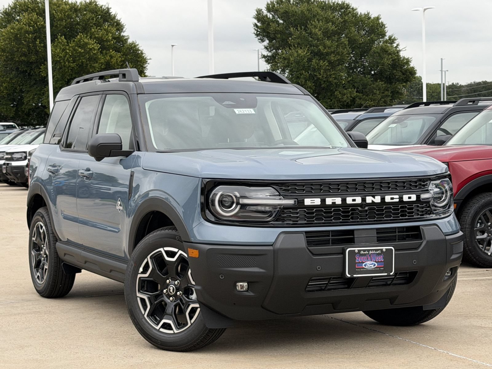New 2026 Ford Bronco Sport Outer Banks w/ Outer Banks Tech Package+ AWD/4WD video 2