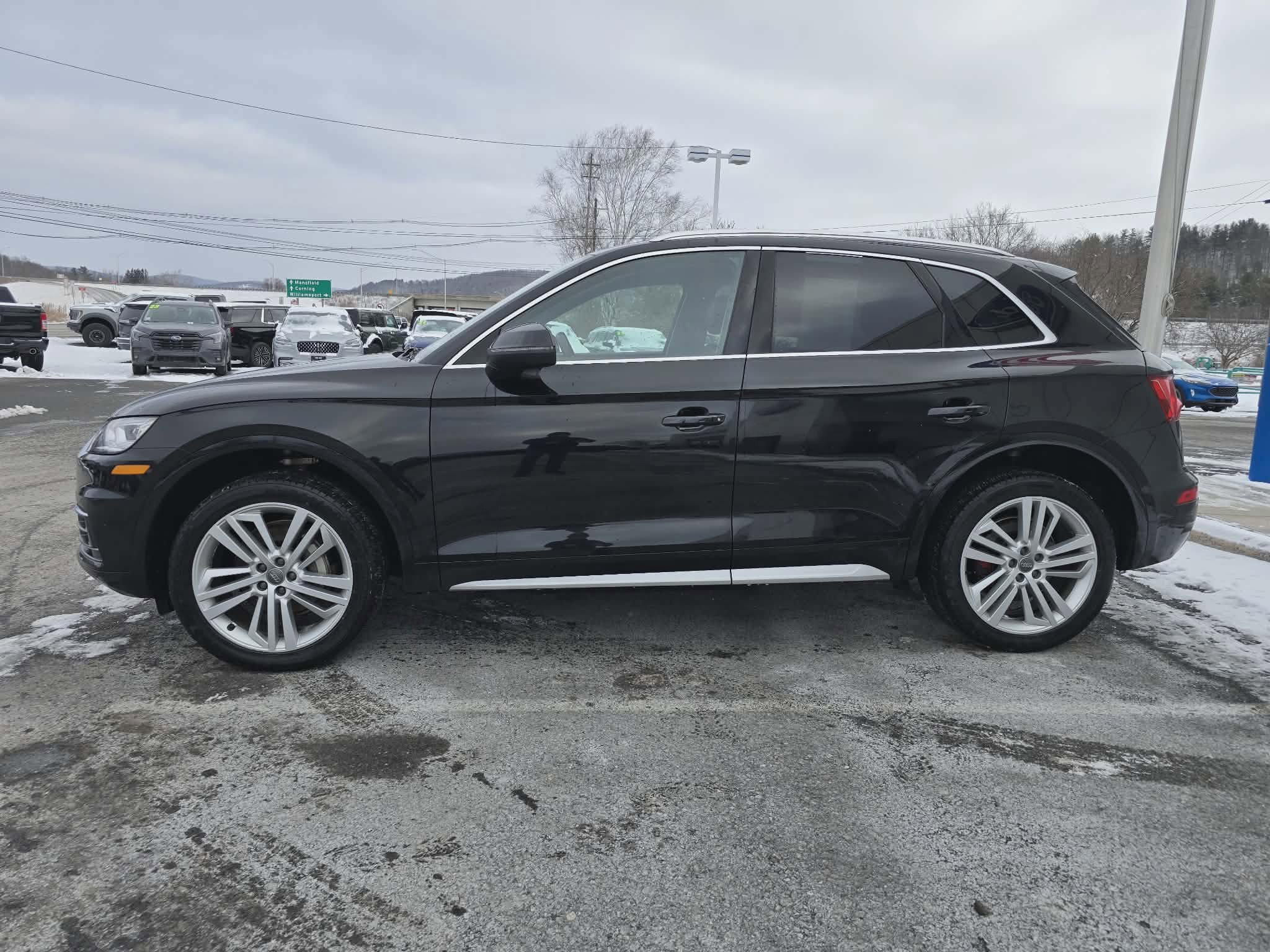 Used 2018 Audi Q5 Premium Plus w/ Premium Plus Package image 6
