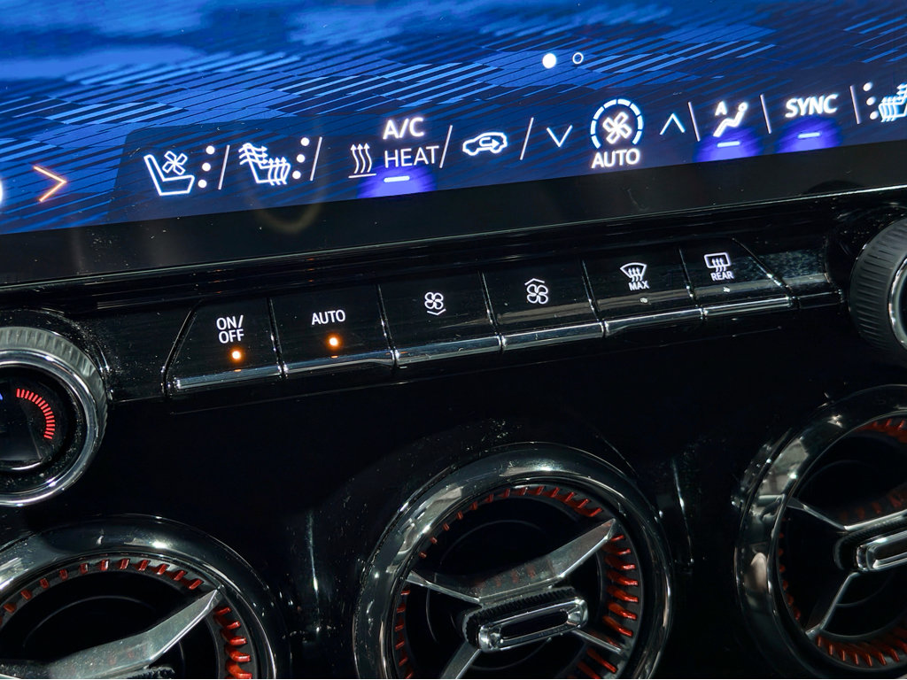 Used 2025 Chevrolet Blazer EV RS AWD/4WD image 15