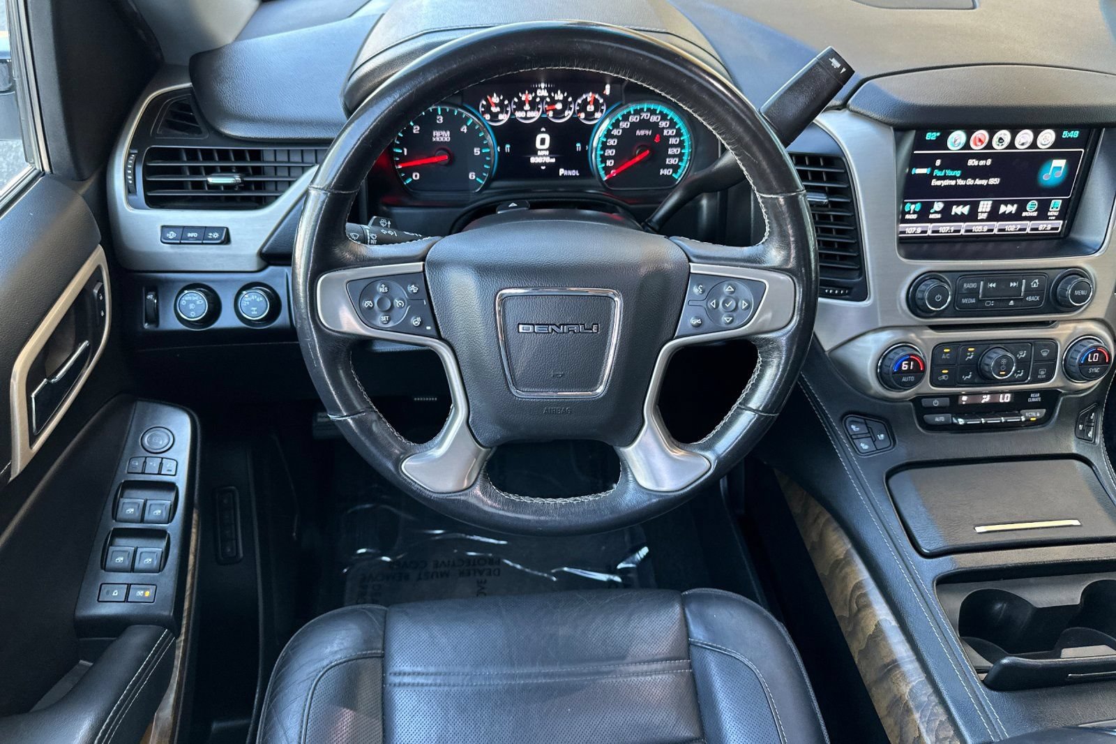 Used 2018 GMC Yukon Denali w/ Denali Ultimate Package AWD/4WD image 15