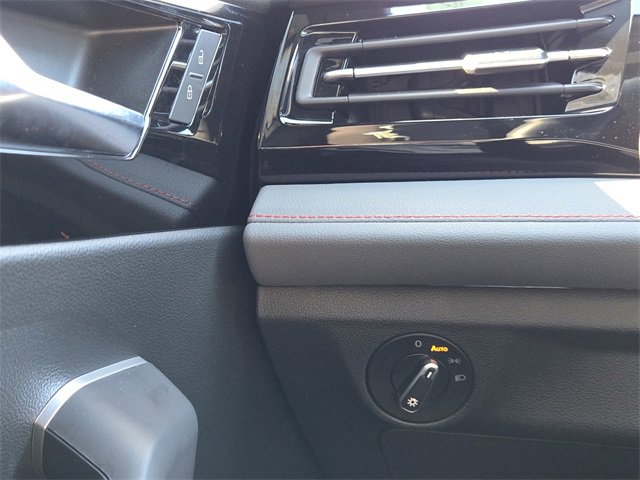 Used 2025 Volkswagen Jetta GLI Autobahn image 19