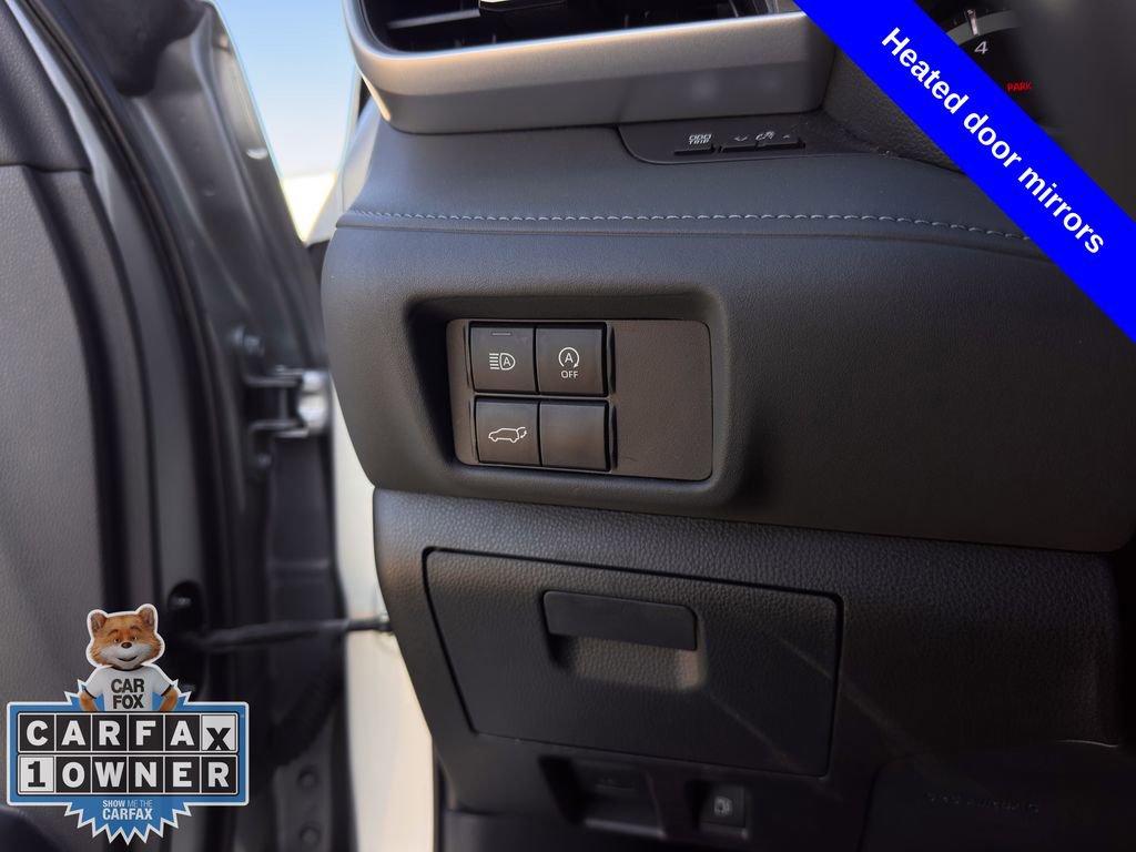 Used 2024 Toyota Highlander LE image 15