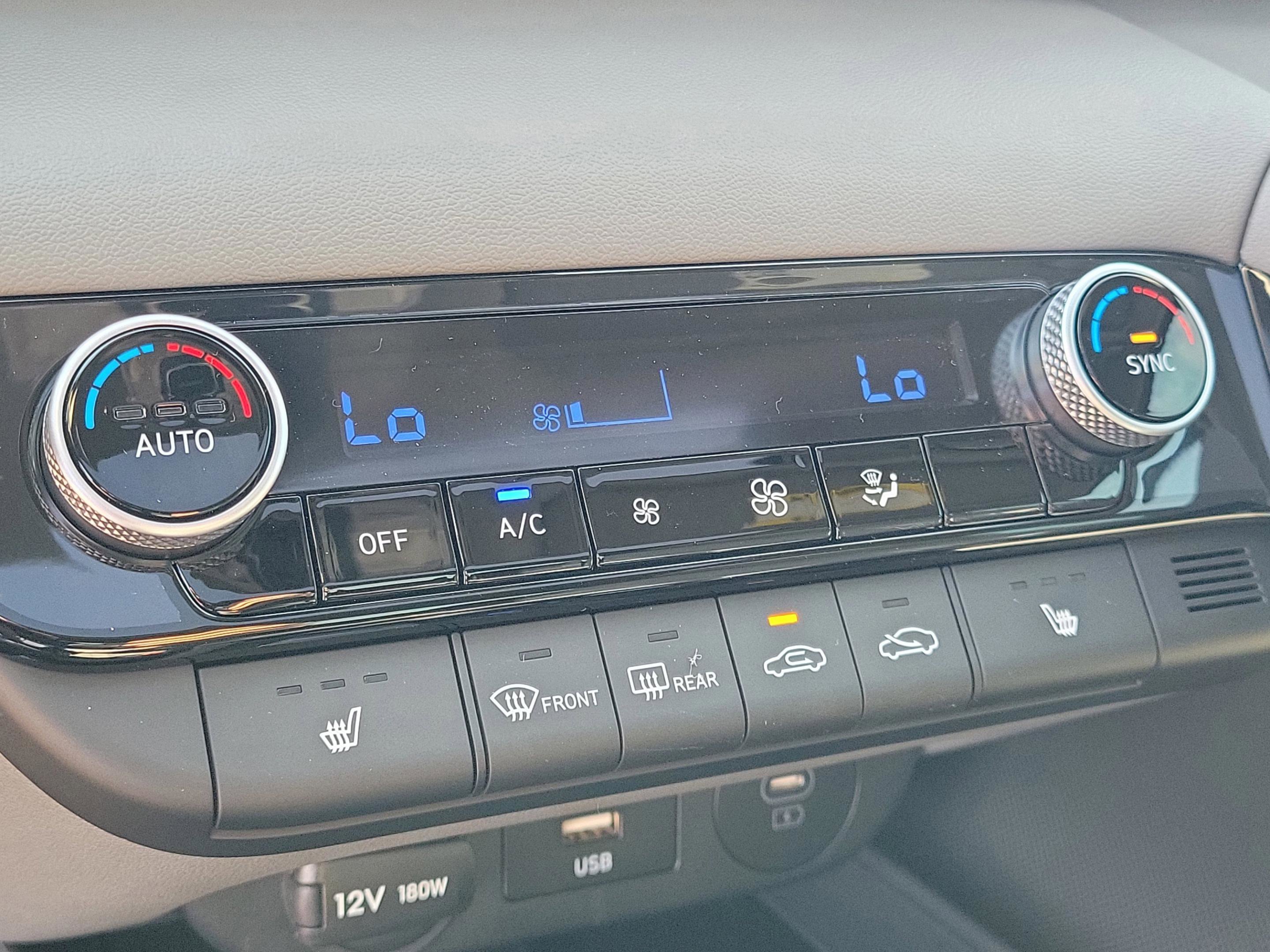 New 2026 Hyundai Elantra SEL Sport image 11