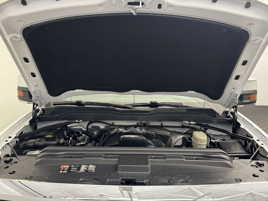 Used 2018 Chevrolet Silverado 2500 LTZ image 32