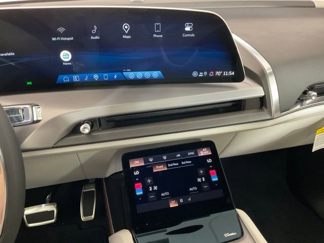 New 2026 Cadillac Vistiq Sport image 21