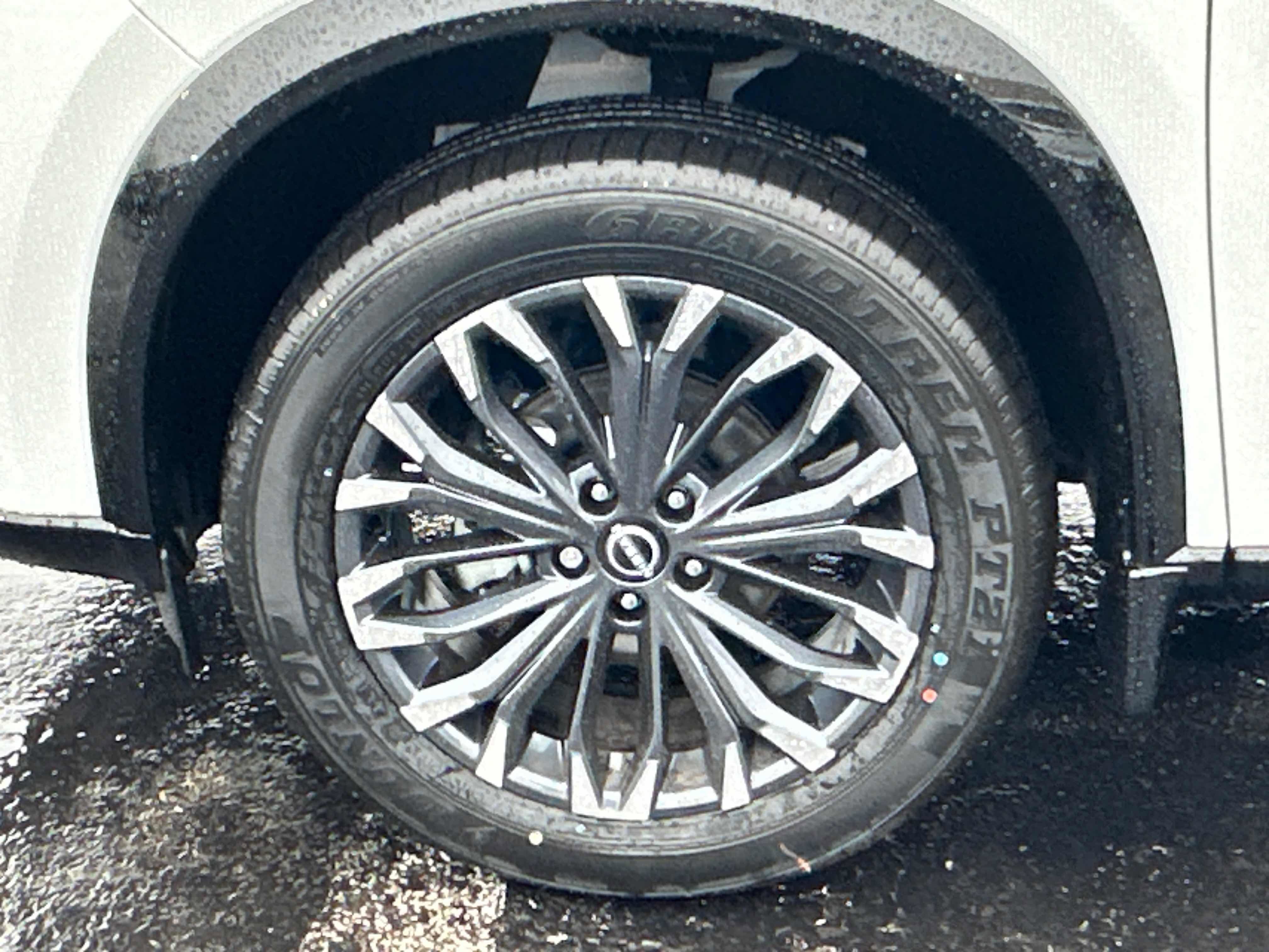 New 2026 Nissan Rogue Platinum w/ Platinum Premium Package image 9