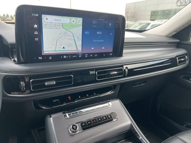Used 2025 Lincoln Aviator AWD w/ Jet Appearance Package image 18