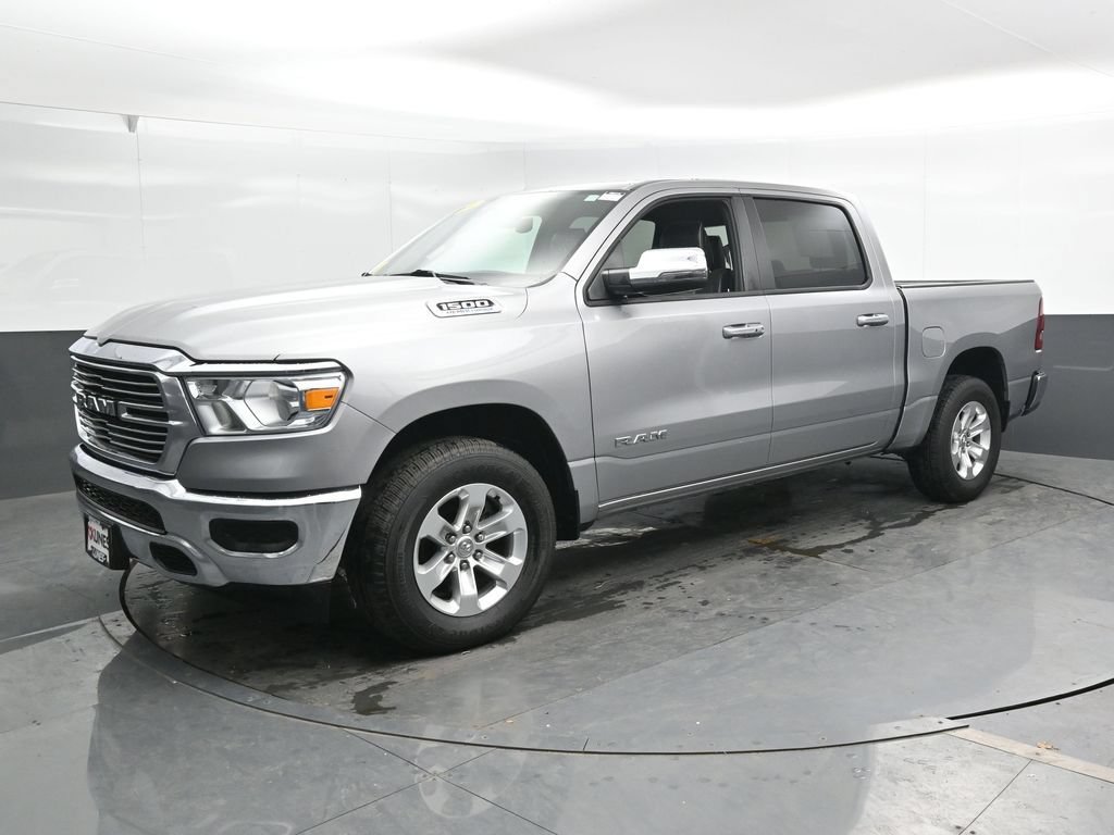 Used 2024 RAM 1500 Laramie AWD/4WD image 9