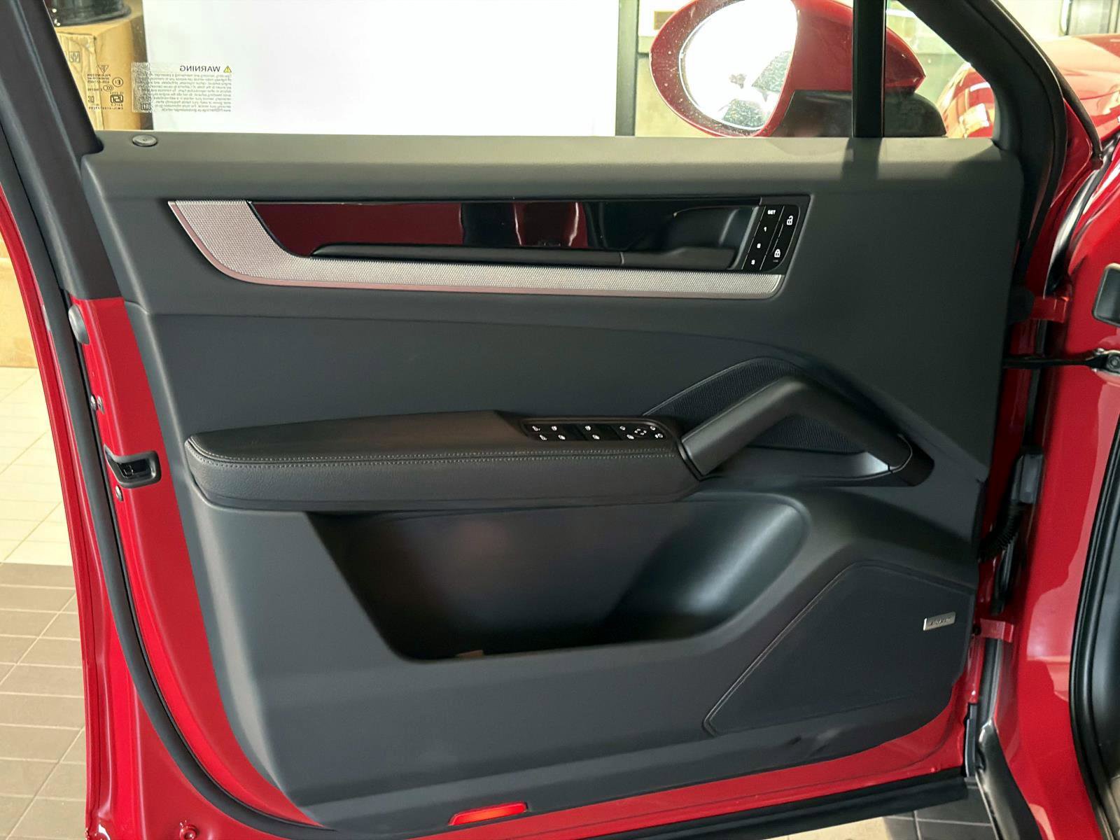 New 2026 Porsche Cayenne Coupe image 19