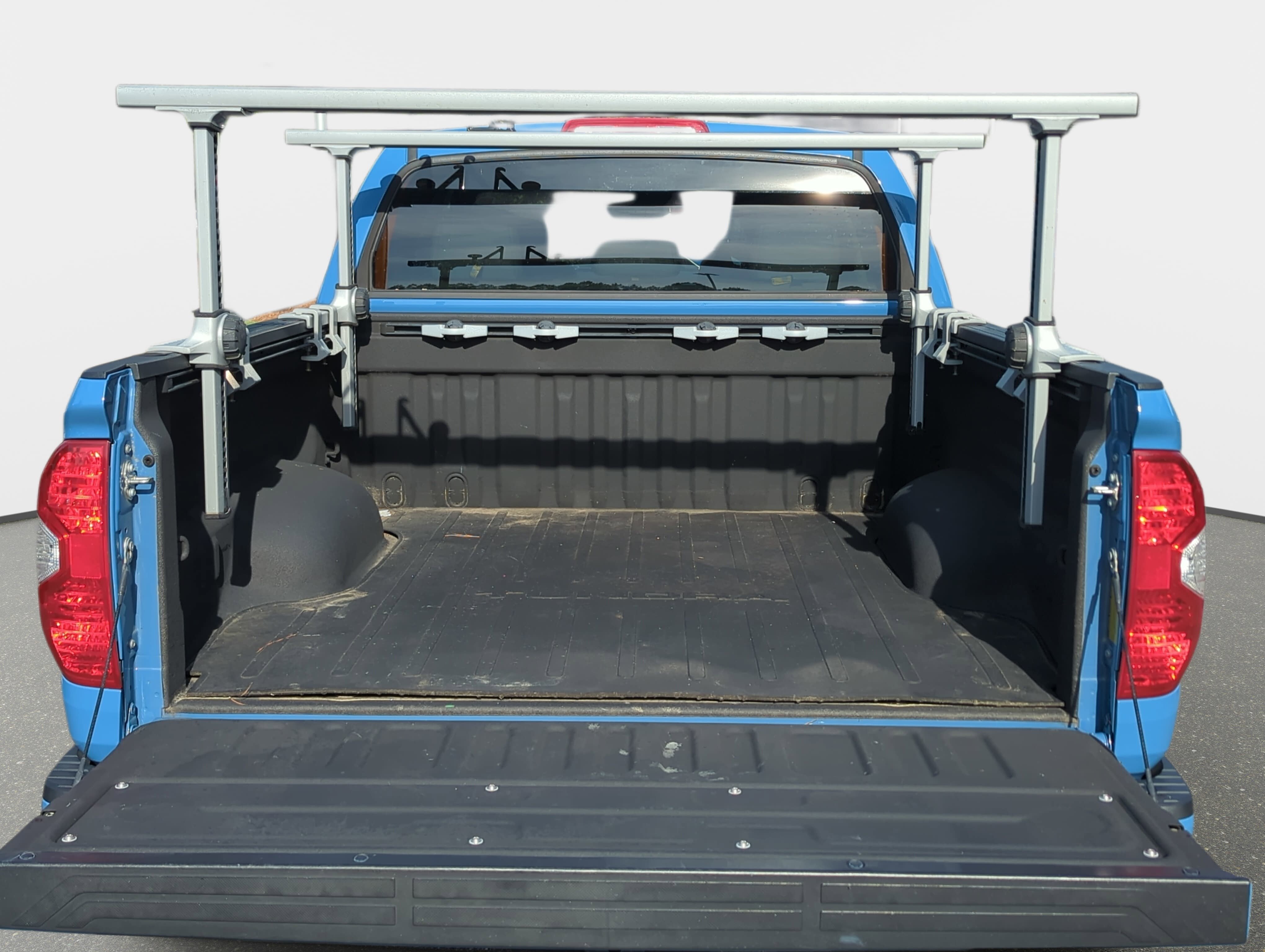 Used 2020 Toyota Tundra Limited w/ Limited Premium Package AWD/4WD image 10