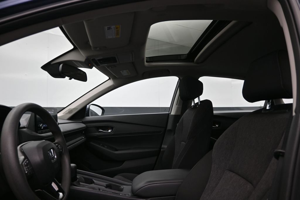 Certified 2023 Honda Accord EX image 21