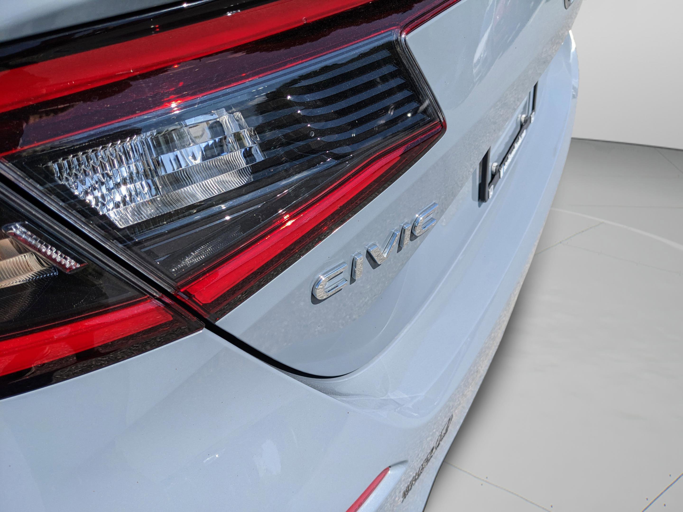 Used 2024 Honda Civic Sport image 39