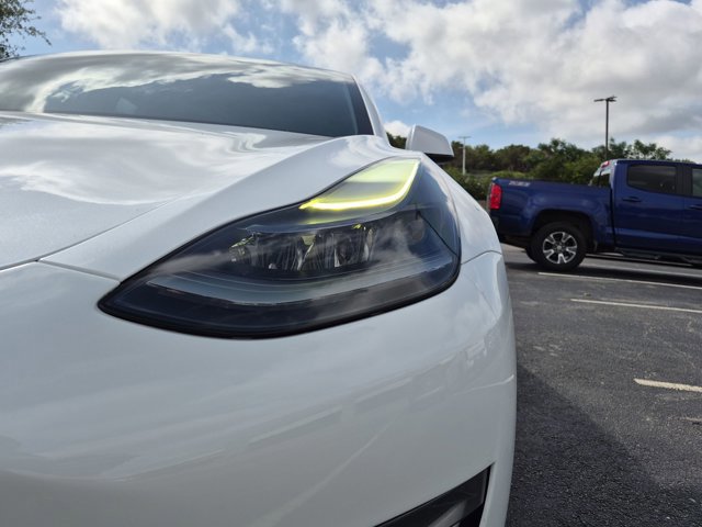 Used 2021 Tesla Model 3 Standard Range Plus RWD image 11