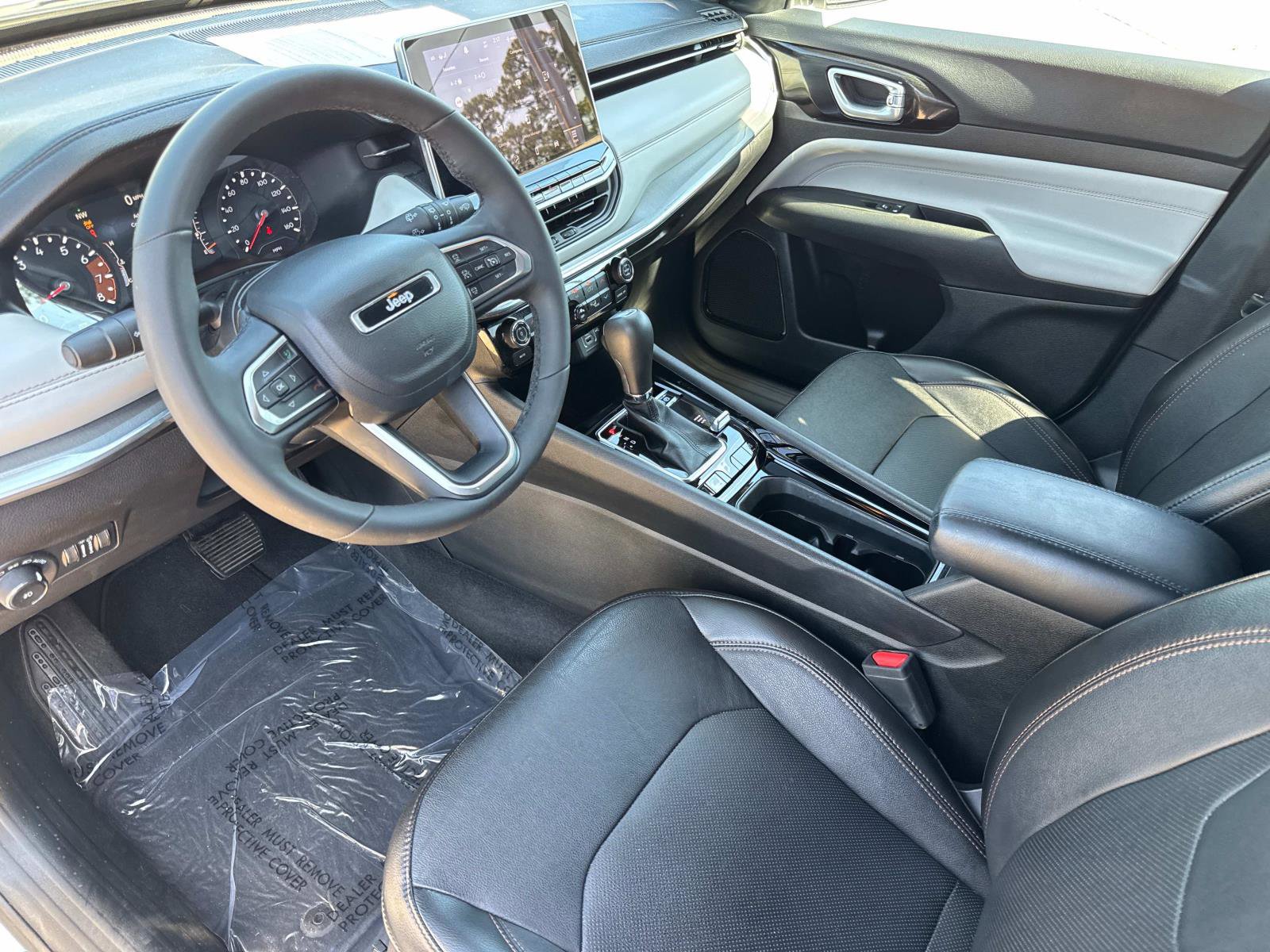 Used 2023 Jeep Compass Limited w/ Elite Group AWD/4WD image 21