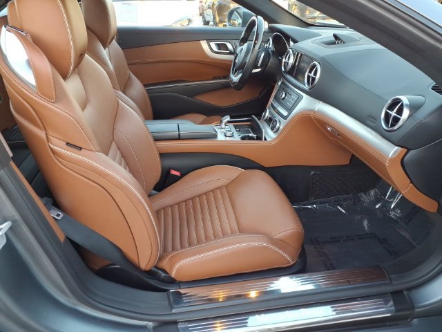Used 2018 Mercedes-Benz SL 450 image 19