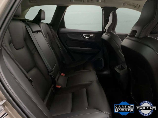 Used 2025 Volvo XC60 B5 Core image 70